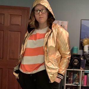 NWOT gold zip up jacket with hood